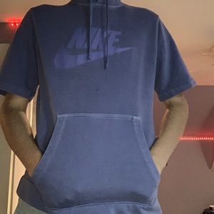 Nike shortsleeved hoodie